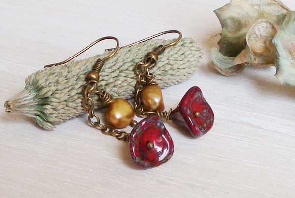 czech picasso flower and soft golden brown freshwater pearls earrings